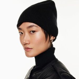 ARITZIA Babaton Cashmere Kisho Beanie – Black – One Size